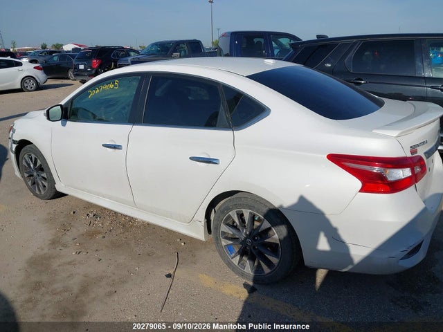 Nissan Sentra 1.8 Sr 2016 3N1AB7AP9GL645684 Image 3