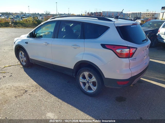 Ford ESCAPE SEL 2018 1FMCU9HD9JUA58899 Image 3