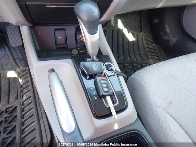 Продажа на аукционе авто 2015 Honda Civic Lx, vin: 2HGFB2F45FH028795, номер лота: 20279202