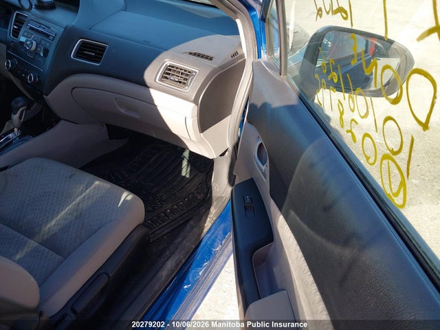 Продажа на аукционе авто 2015 Honda Civic Lx, vin: 2HGFB2F45FH028795, номер лота: 20279202