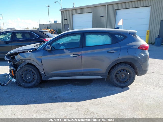 20279253 :رقم المزاد ، KM8J23A43KU016007 vin ، 2019 Hyundai Tucson Essential مزاد بيع