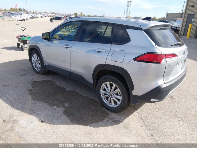 20279289 :رقم المزاد ، 7MUCAABG7SV121611 vin ، 2025 Toyota Corolla Cross Le مزاد بيع