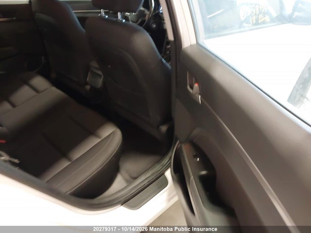 Hyundai ELANTRA GL 2018 KMHD84LF6JU558135 Image 8