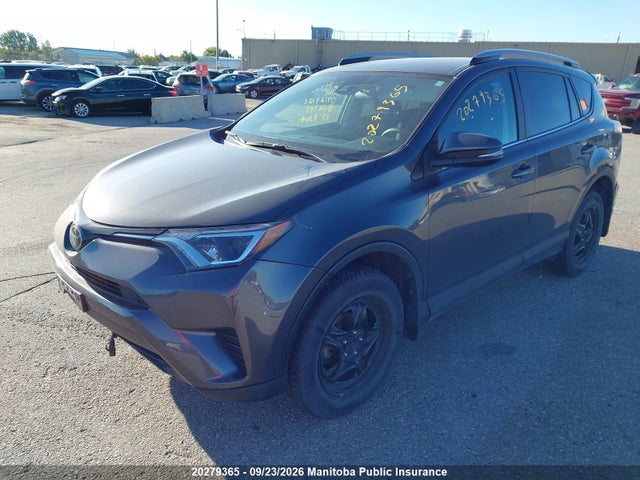 Toyota RAV4 LE 2017 2T3BFREV4HW611737 Image 2