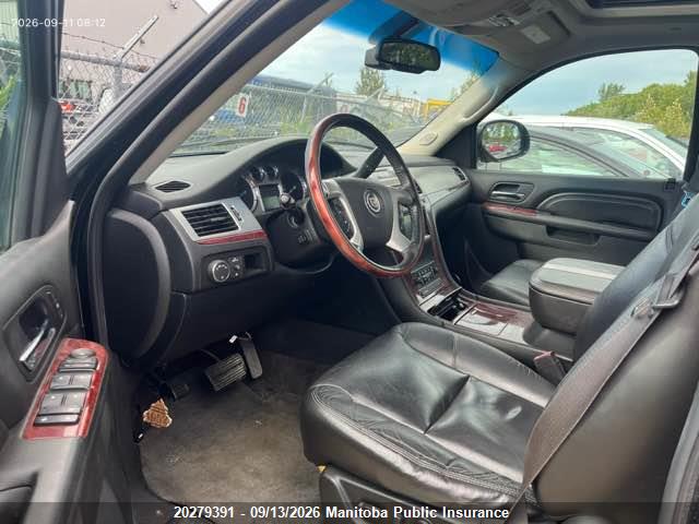 20279391 :رقم المزاد ، 1GYUKJEF7AR275127 vin ، 2010 Cadillac Escalade Esv مزاد بيع