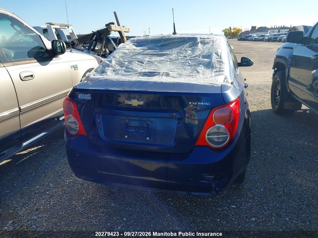 20279423 :رقم المزاد ، 1G1JA5EH7E4139824 vin ، 2014 Chevrolet Sonic Ls مزاد بيع
