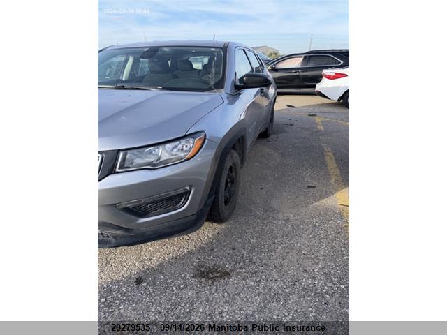 3C4NJCAB3JT117953 Jeep Compass Sport