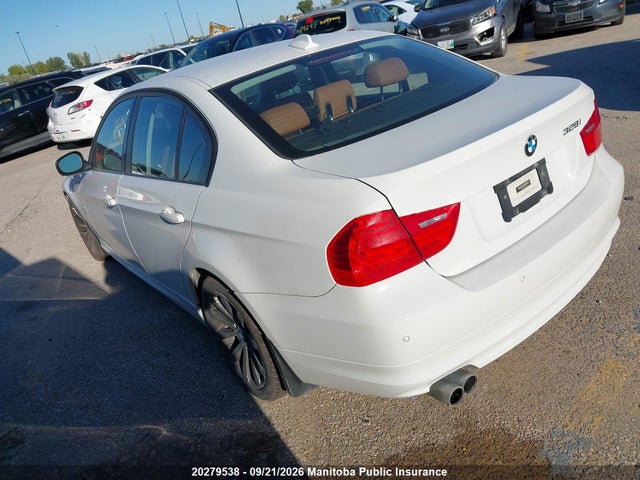 20279538 :رقم المزاد ، WBAPK7C58BF083649 vin ، 2011 Bmw 328xi مزاد بيع