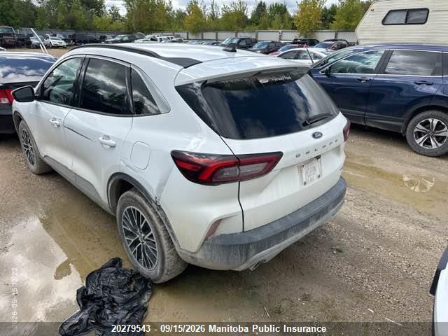 1FMCU0E17PUB29094 Ford Escape Phev