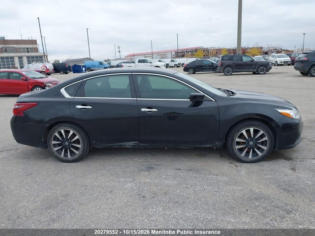 1N4AL3AP1JC235800 Nissan Altima 2.5 Sv