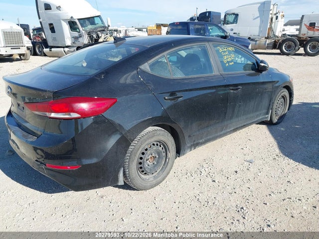 Hyundai ELANTRA GL 2018 KMHD84LF5JU483511 Image 4