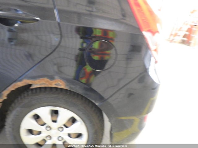 Hyundai ACCENT GL 2016 KMHCT5AE5GU250215 Image 3