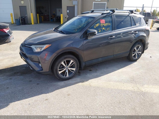 Toyota Rav4 Xle 2016 2T3RFREV2GW460832 Image 2