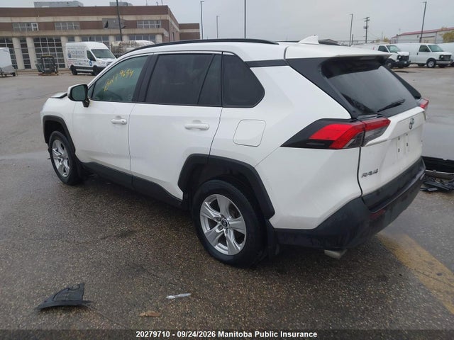 Toyota Rav4 Xle 2020 2T3R1RFV6LW093649 Image 3