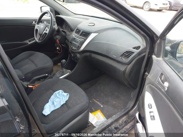 KMHCT5AE6HU320855 Hyundai ACCENT GL