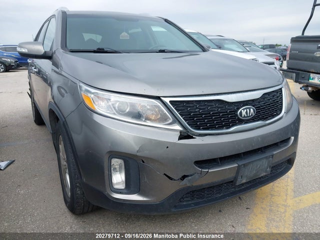 KIA SORENTO LX 2015 5XYKTCA63FG552311 Image 6