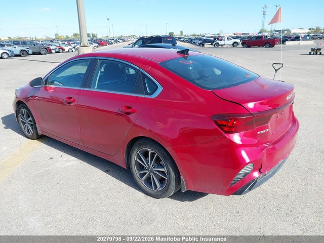 20279798 :رقم المزاد ، 3KPF34AD9NE426682 vin ، 2022 Kia Forte Ex مزاد بيع