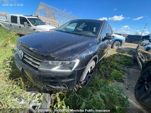 2018 Volkswagen Tiguan 2.0 Tsi მანქანა იყიდება აუქციონზე, vin: 3VV0B7AXXJM004975, აუქციონის ნომერი: 20279828