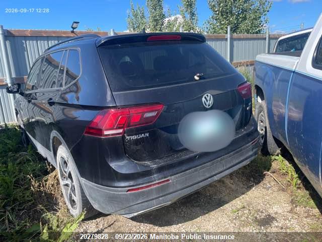 2018 Volkswagen Tiguan 2.0 Tsi მანქანა იყიდება აუქციონზე, vin: 3VV0B7AXXJM004975, აუქციონის ნომერი: 20279828