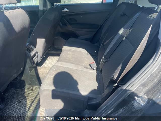 2018 Volkswagen Tiguan 2.0 Tsi მანქანა იყიდება აუქციონზე, vin: 3VV0B7AXXJM004975, აუქციონის ნომერი: 20279828
