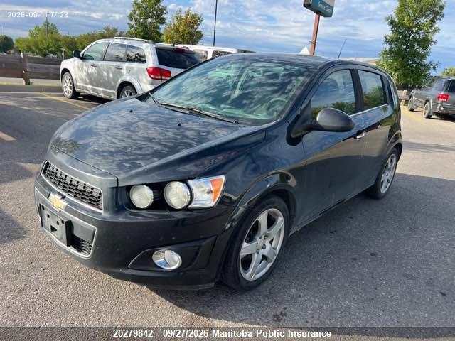 Chevrolet SONIC LT 2014 1G1JC6EH0E4227498 Image 2