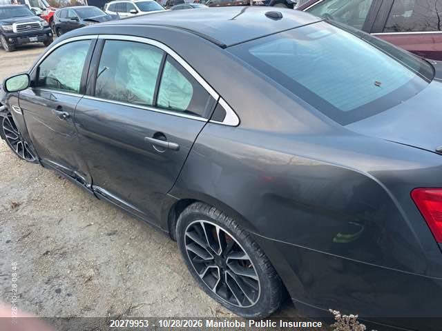 20279953 :رقم المزاد ، 1FAHP2J89JG124376 vin ، 2018 Ford Taurus Limited مزاد بيع
