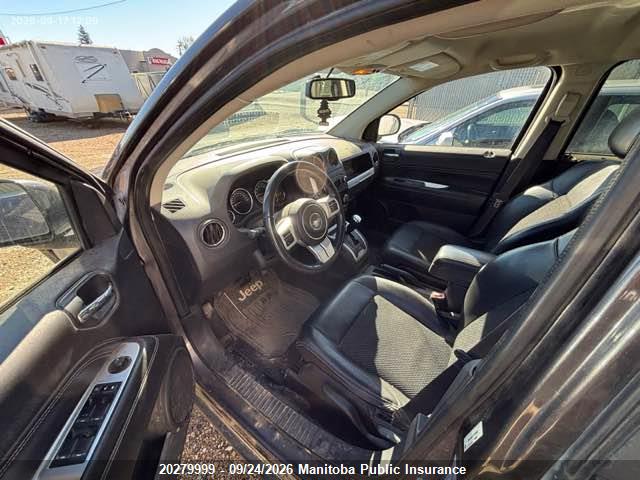 20279999 :رقم المزاد ، 1C4NJDABXFD130993 vin ، 2015 Jeep Compass North مزاد بيع