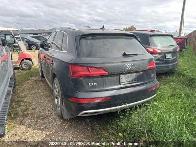 Audi Q5 2018 WA1BNAFY5J2146536 Image 3