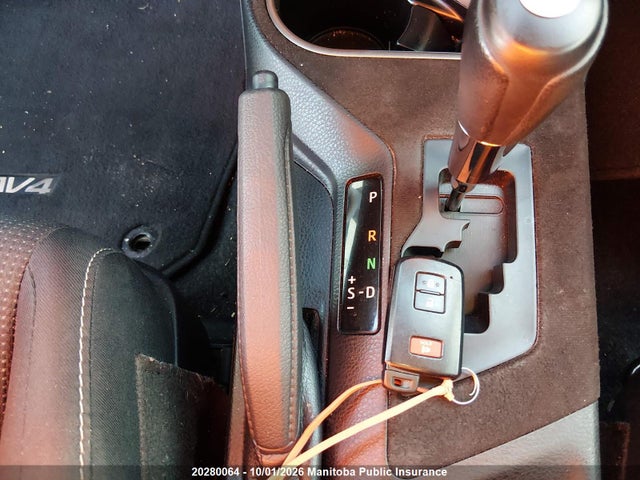 2018 Toyota Rav4 Le Hybrid მანქანა იყიდება აუქციონზე, vin: JTMRJREV5JD243388, აუქციონის ნომერი: 20280064