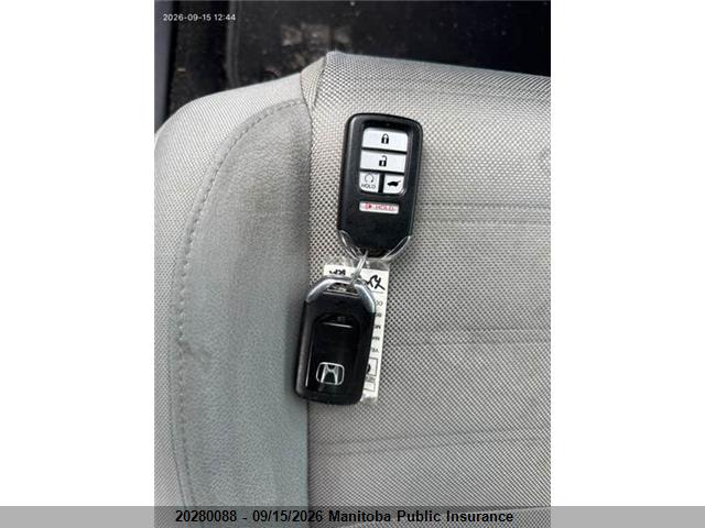 2HKRW1H37HH000845 Honda CR-V LX