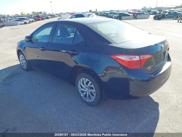 Toyota COROLLA LE 2018 2T1BURHE5JC094546 Image 3