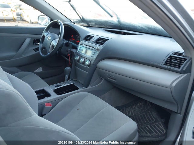 2008 Toyota Camry Le მანქანა იყიდება აუქციონზე, vin: 4T1BE46K28U737341, აუქციონის ნომერი: 20280109
