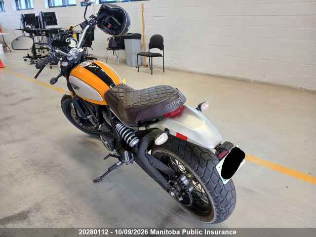 Ducati Scrambler Classic 2015 ML015ANM3FT003120 Image 3