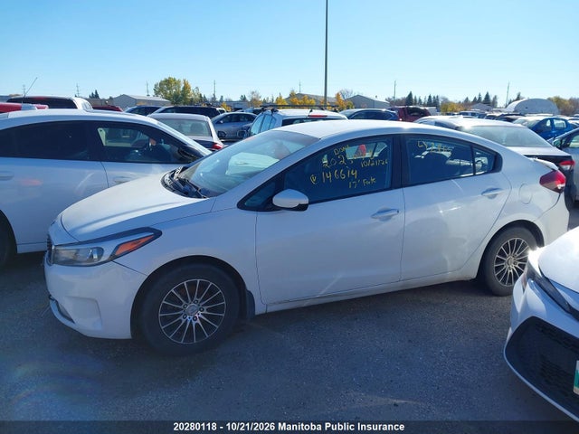 KIA FORTE LX 2017 3KPFL4A77HE146614 Image 14