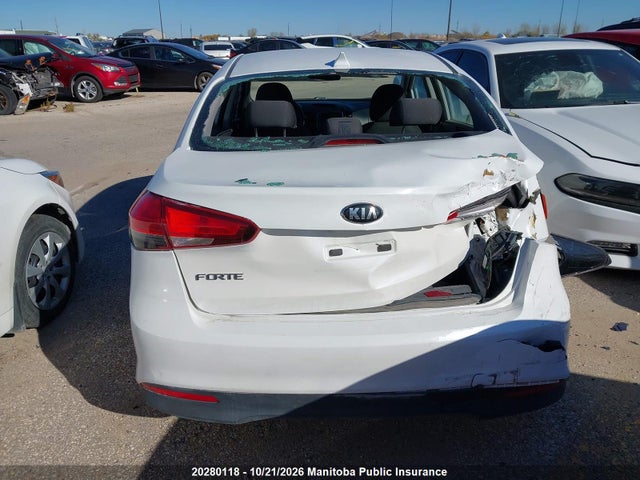 KIA FORTE LX 2017 3KPFL4A77HE146614 Image 16