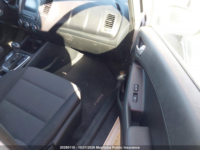 KIA FORTE LX 2017 3KPFL4A77HE146614 Image 5