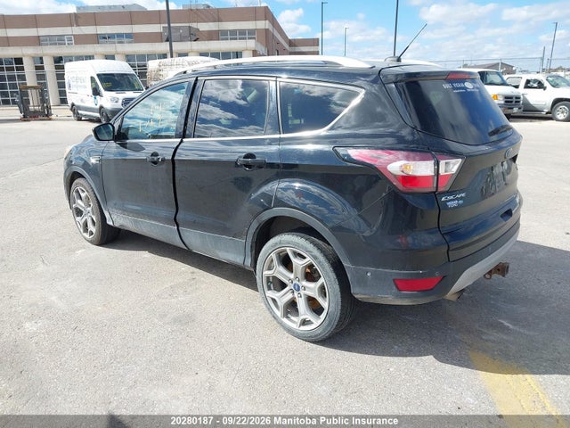 Ford Escape Titanium 2017 1FMCU9J97HUA00290 Image 3