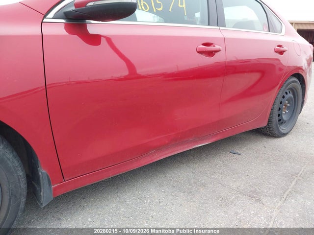 2020 Kia Forte Ex მანქანა იყიდება აუქციონზე, vin: 3KPF54AD7LE161574, აუქციონის ნომერი: 20280215