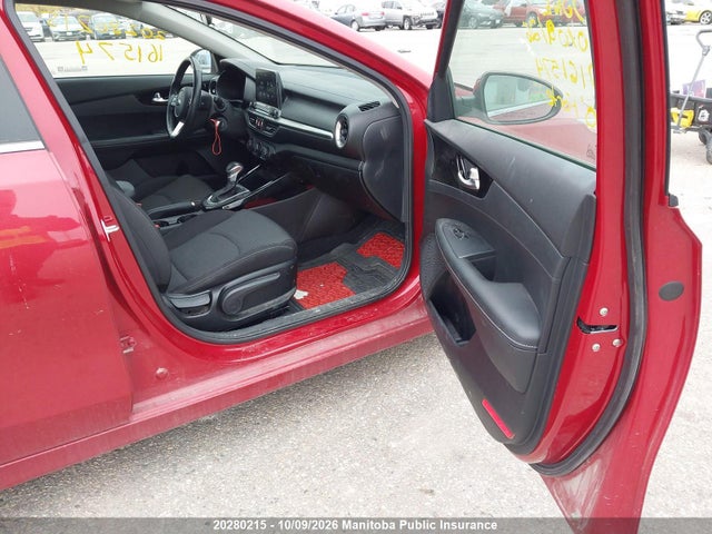 2020 Kia Forte Ex მანქანა იყიდება აუქციონზე, vin: 3KPF54AD7LE161574, აუქციონის ნომერი: 20280215