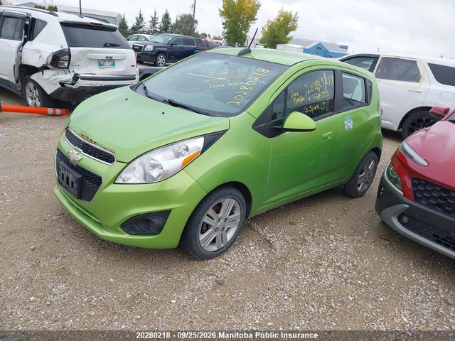 Chevrolet Spark Lt 2015 KL8CD6S93FC756003 Image 2