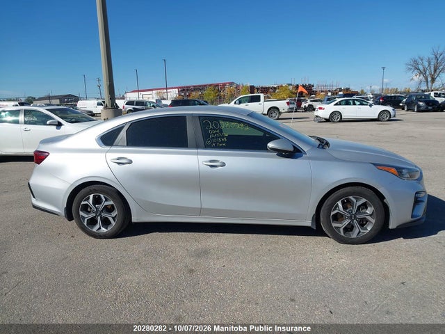 2019 Kia Forte Ex მანქანა იყიდება აუქციონზე, vin: 3KPF54AD8KE101348, აუქციონის ნომერი: 20280282