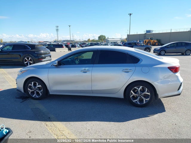 2019 Kia Forte Ex მანქანა იყიდება აუქციონზე, vin: 3KPF54AD8KE101348, აუქციონის ნომერი: 20280282