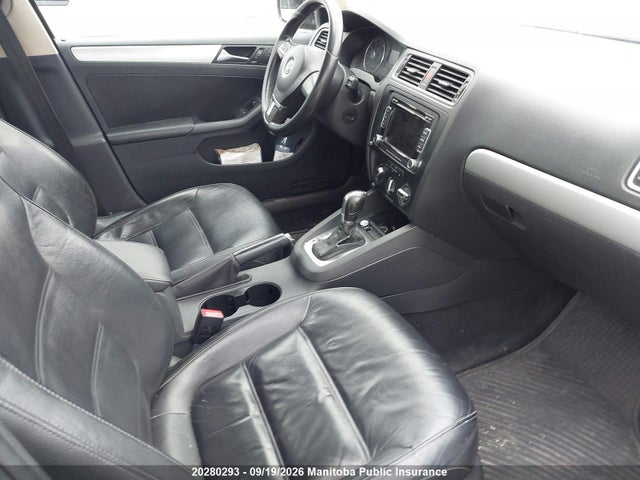 20280293 :رقم المزاد ، 3VWLX7AJ1CM336845 vin ، 2012 Volkswagen Jetta 2.5 مزاد بيع