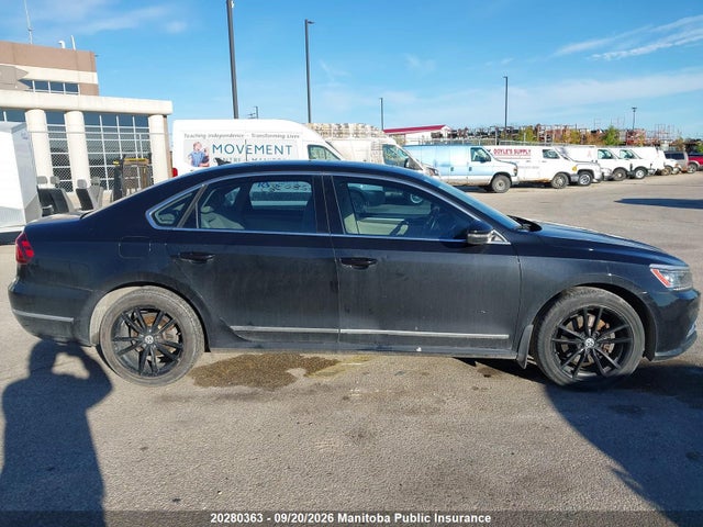 Продаж на аукціоні авто 2017 Volkswagen Passat 1.8 Tsi, vin: 1VWCT7A36HC014109, номер лоту: 20280363