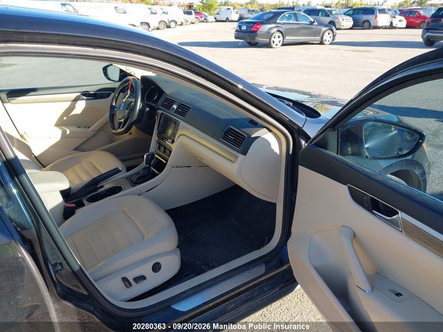 Продаж на аукціоні авто 2017 Volkswagen Passat 1.8 Tsi, vin: 1VWCT7A36HC014109, номер лоту: 20280363