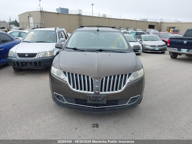 20280456 :رقم المزاد ، 2LMDJ8JK4BBJ23749 vin ، 2011 Lincoln Mkx مزاد بيع