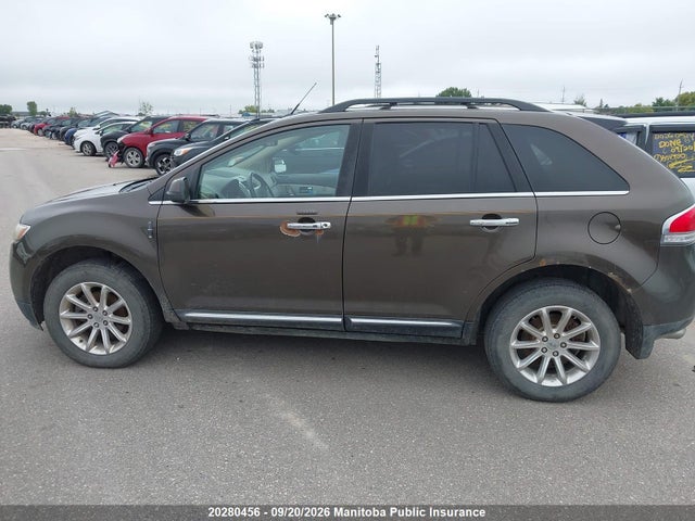 20280456 :رقم المزاد ، 2LMDJ8JK4BBJ23749 vin ، 2011 Lincoln Mkx مزاد بيع