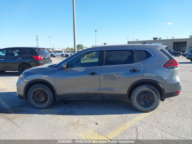 Продажа на аукционе авто 2018 Nissan Rogue S, vin: 5N1AT2MT7JC825766, номер лота: 20280482