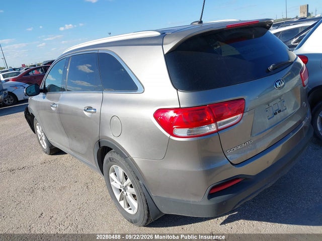 2016 Kia Sorento Lx მანქანა იყიდება აუქციონზე, vin: 5XYPGDA39GG040950, აუქციონის ნომერი: 20280488