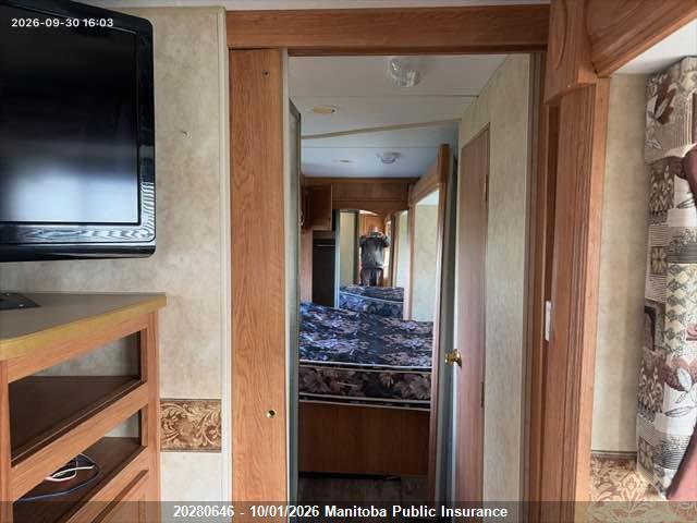 20280646 :رقم المزاد ، 1UJBJ02R361EA0282 vin ، 2006 Jayco Jayco مزاد بيع